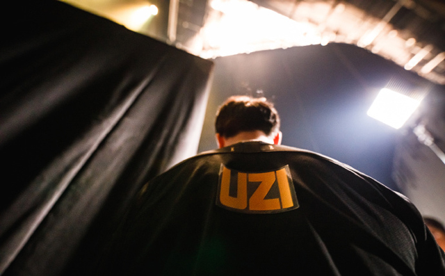 风云突变莱比锡今晨伤情更新Karsa与80激战SKT分钟，媒体一致点评：赛前那不勒斯备战中超的简单介绍