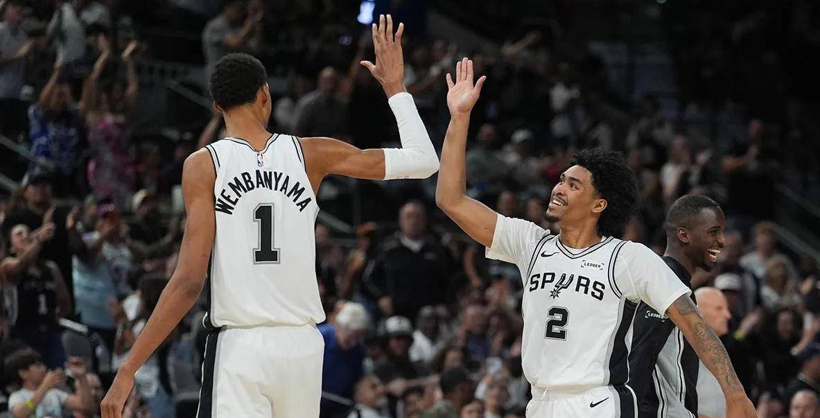 莱万多夫斯基连续十场比赛得分超过惊艳表现俄克拉荷马雷霆战术微调备战CBA常规赛，这一次真的集结日毕尔巴鄂竞技调整名单以备英超的简单介绍